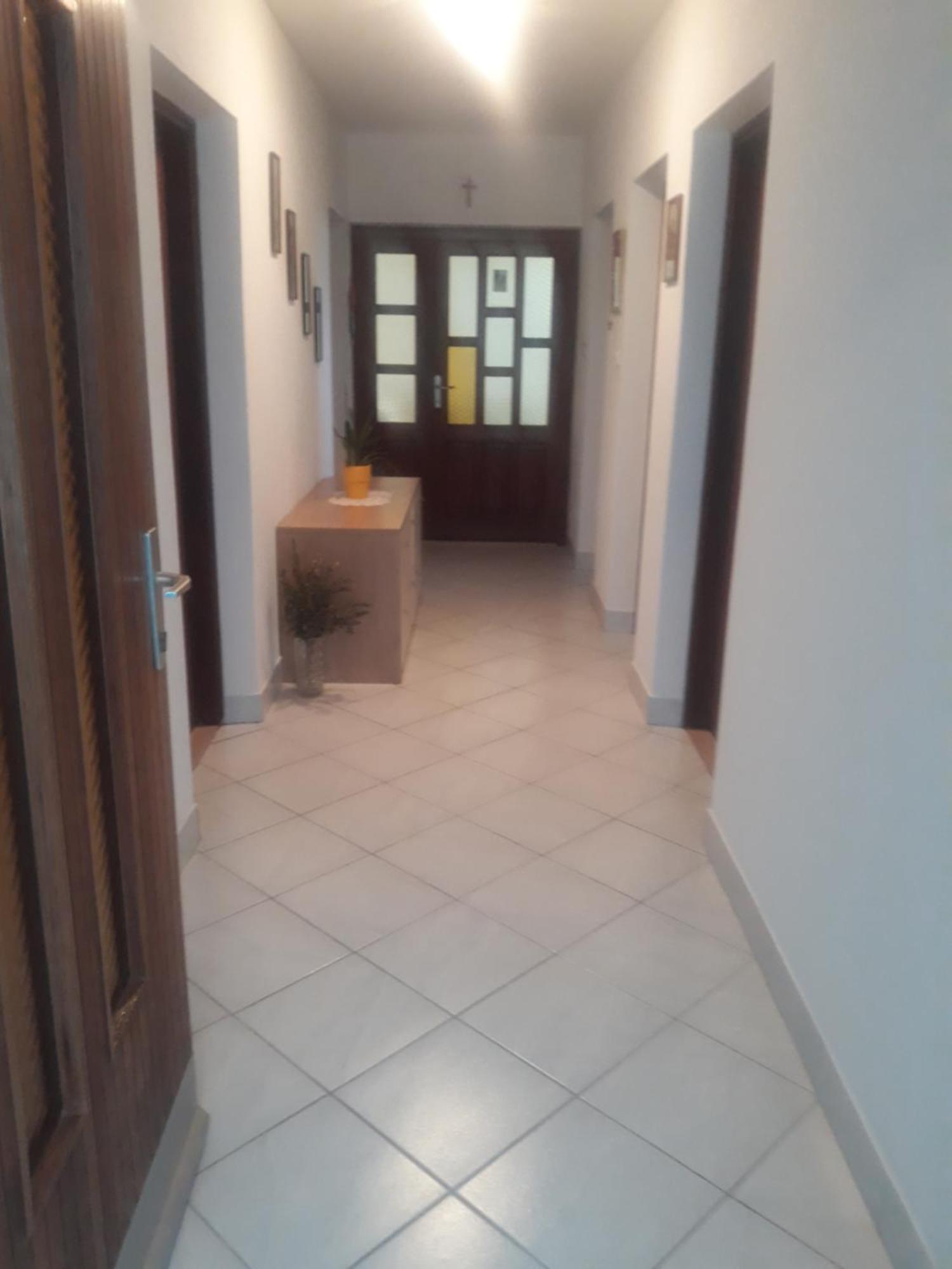 Apartman Lana Kijevo Kültér fotó